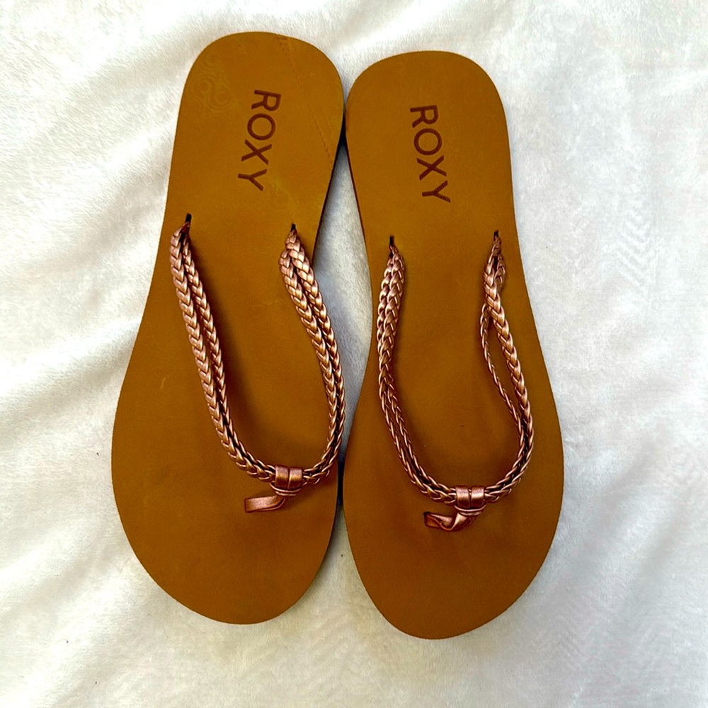 Women’s Roxy Rose Gold Braided Flip Flops